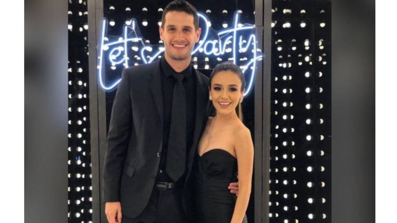 Esposa de Adrián Marcelo saca las garras y ataca a Cecilia Galliano por haberlo criticado