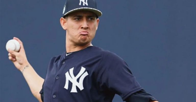 El pitcher jugó también para Yanquis