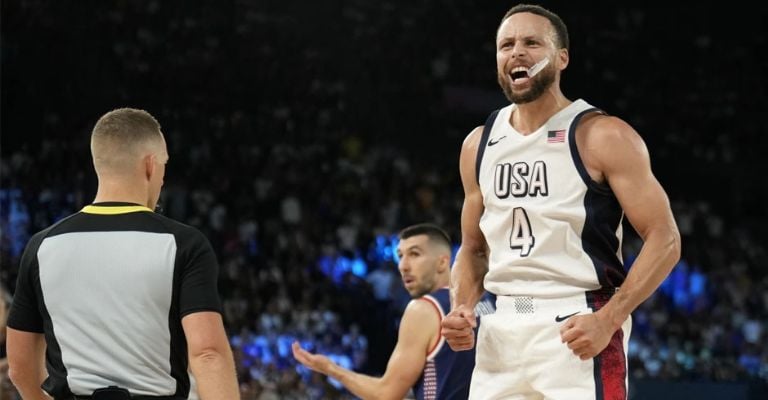 Curry cumplió con su labor de 'preparar' la victoria