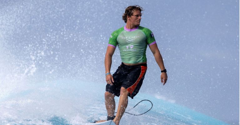 El surfista mexicano consiguió el título en este evento