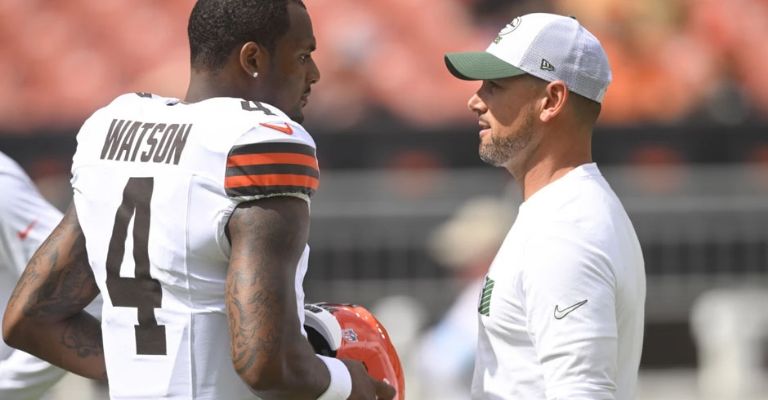 Stefanski platica con Deshaun