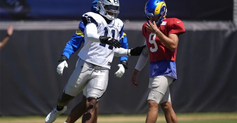 El mariscal de campo abandonó la práctica conjunta