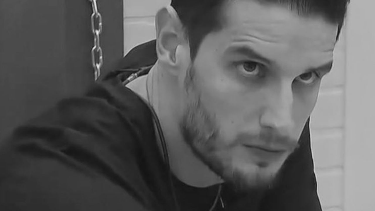 Cancelan a Adrián Marcleo por hacer comentarios cuestionables