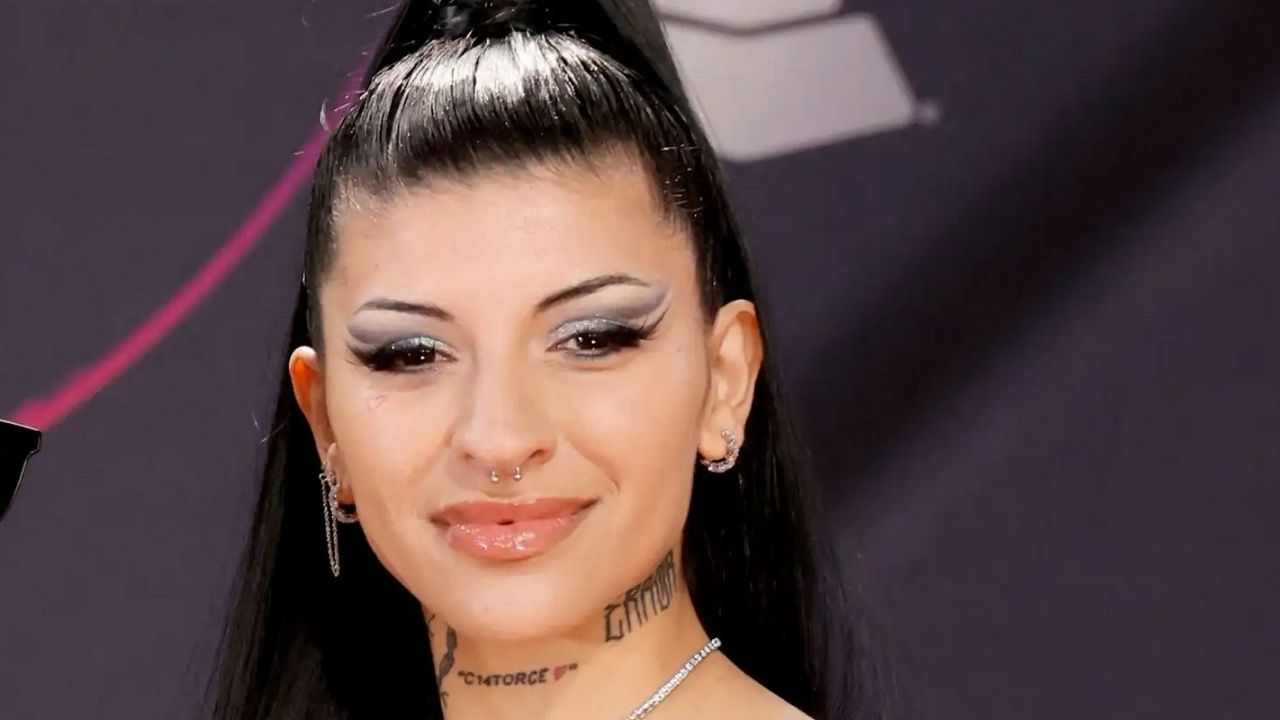 Surgen rumores de que Cazzu viajará a México