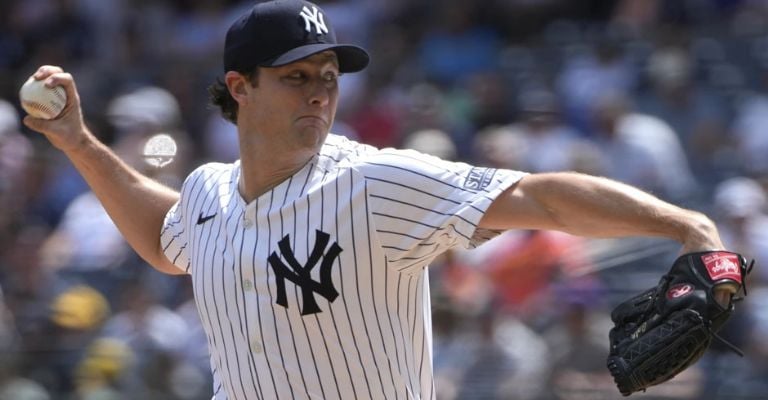 Cole tuvo mucha ayuda para llevarse la victoria