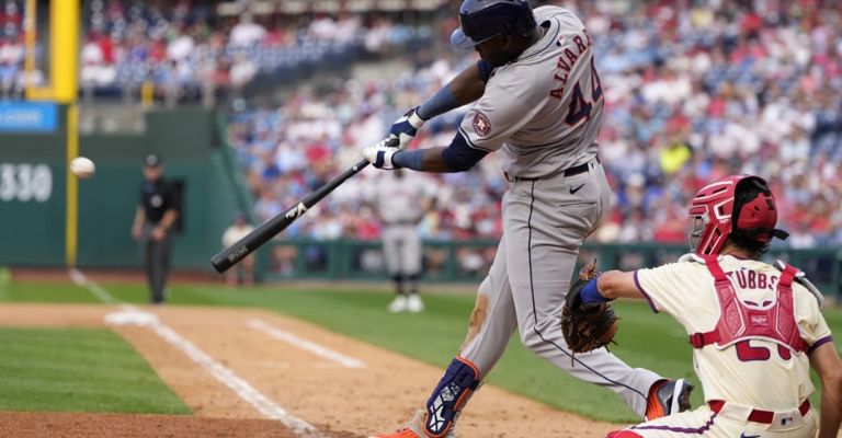 Yordan tuvo una sesión de práctica de bateo