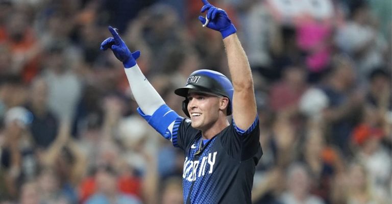 Carpenter puso en el juego a los Tigres