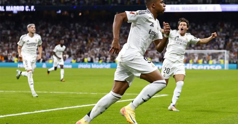 El atacante galo demostró su calidad ante el Betis