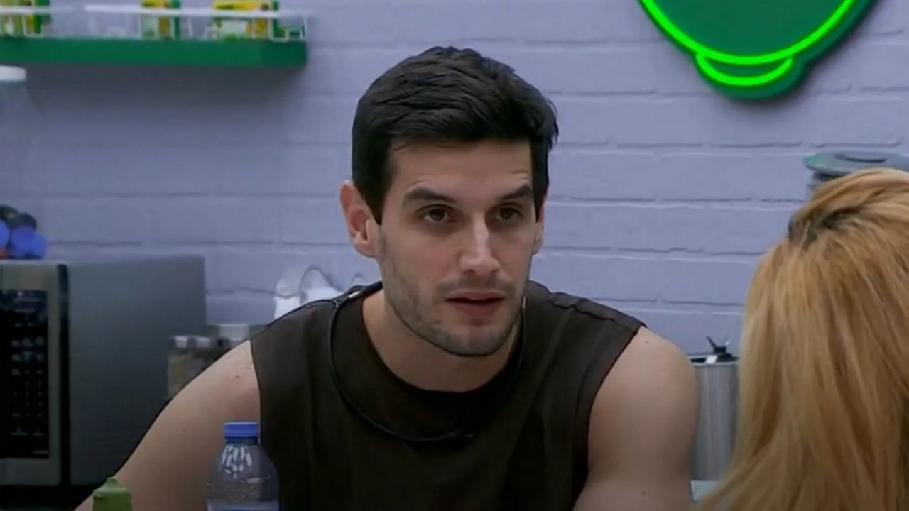 Televisa sufre despidos masivos tras salida de Adrián Marcelo