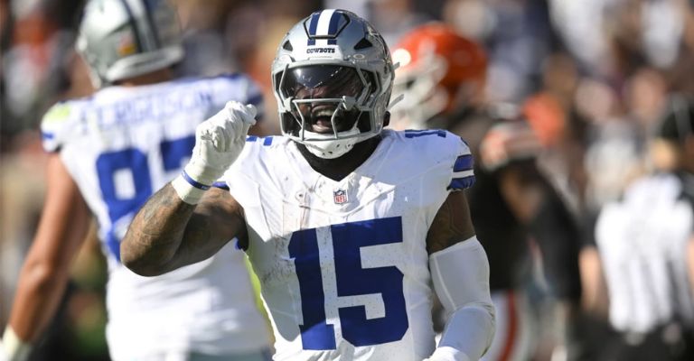 Ezekiel tuvo un buen regreso con los Vaqueros