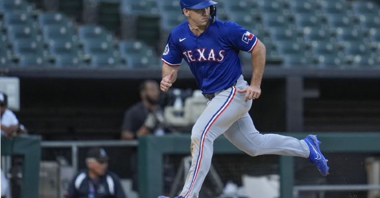 El infielder volverá a pasar por el quirófano