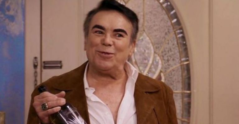 Carlos Ignacio termina en silla de ruedas y varios kilos de más por terrible enfermedad