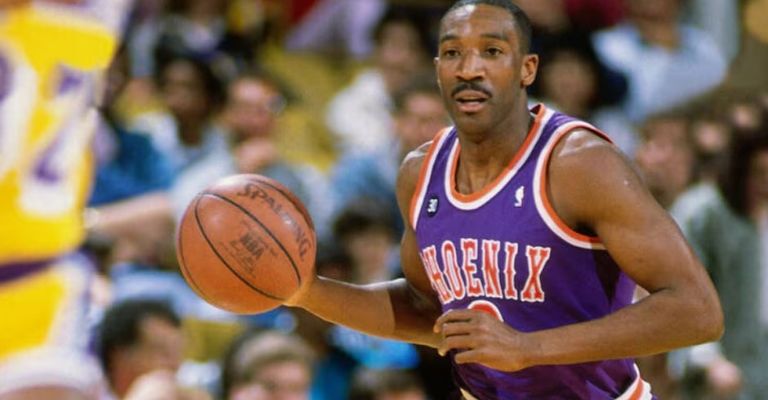 Davis compiló grandes cifras con los Suns