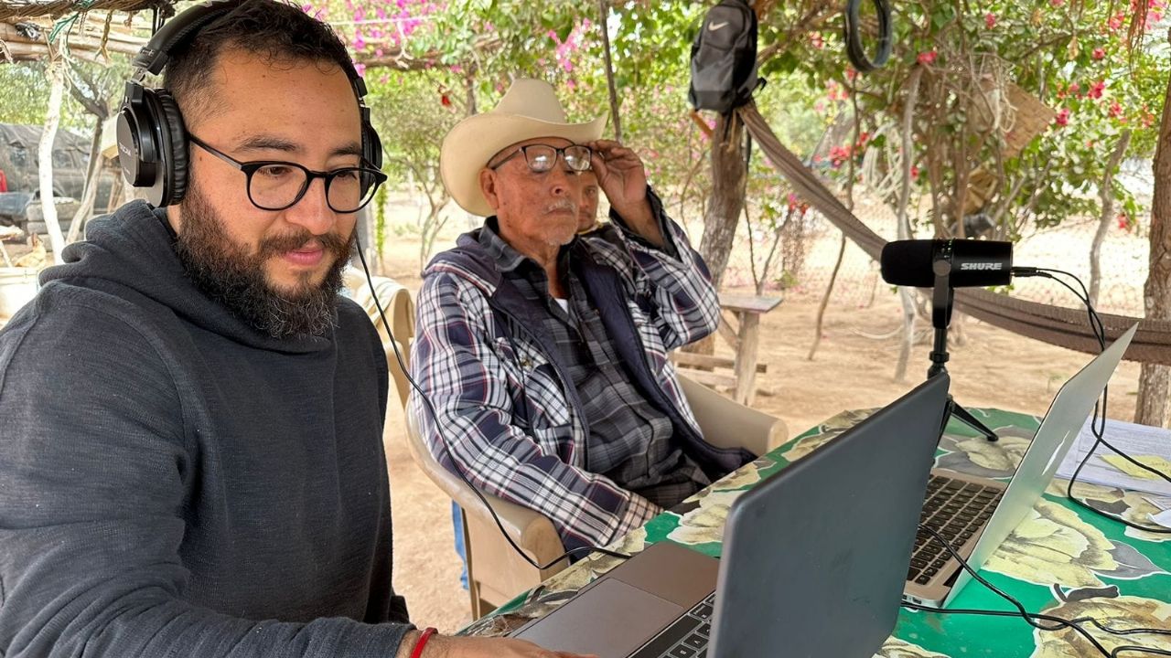 ‘Jiapsi Yoreme’ traduce guiones radiofónicos al dialecto mayo