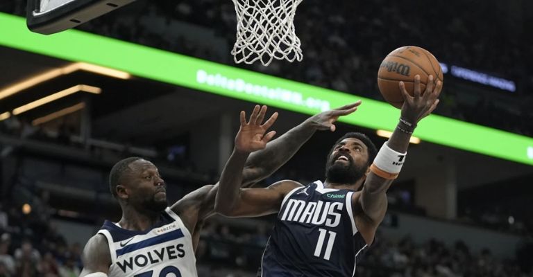 Kyrie tuvo una gran noche ofensiva