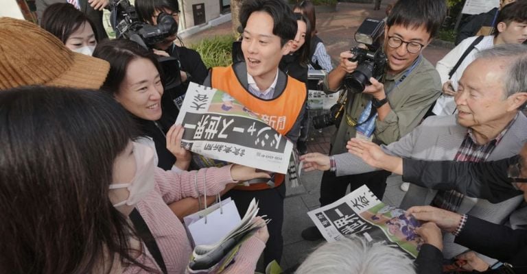 Los periódicos deportivos 'volaron' en Japón