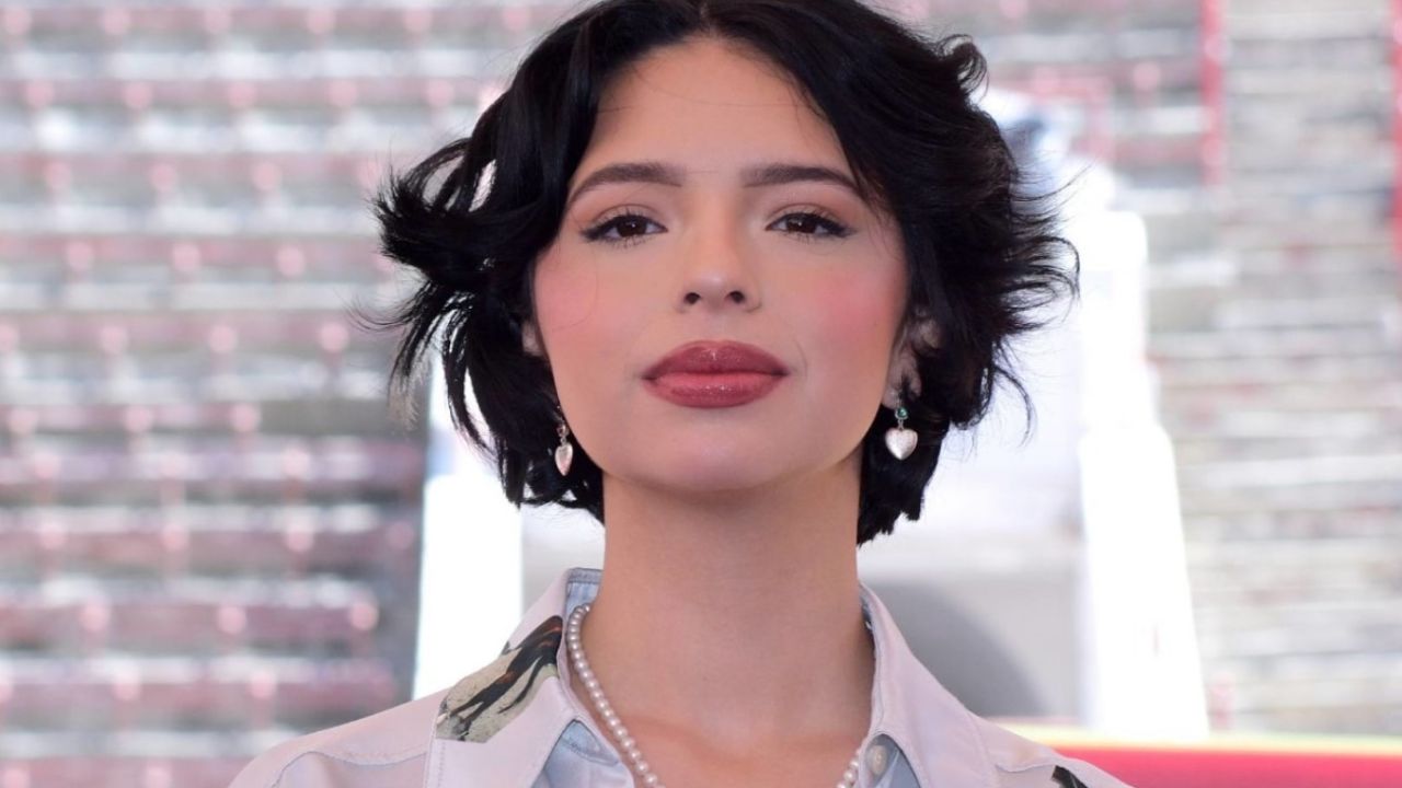 Ángela Aguilar es destrozada por Gustavo Adolfo Infante