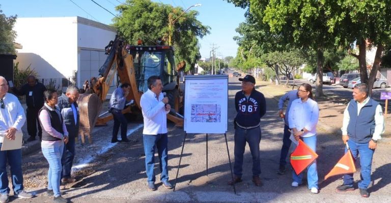 Javier Lamarque Cano dio el banderazo de arranque