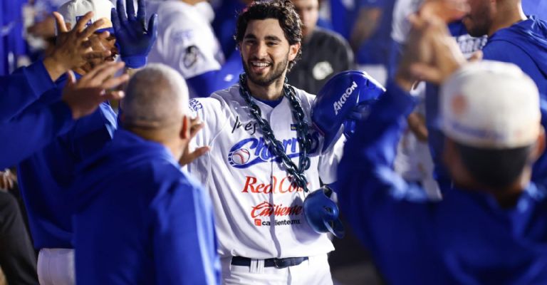 Charros gana serie en casa ante Sultanes