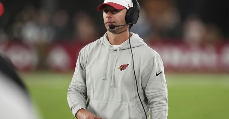 Jonathan Gannon es el entrenador de Arizona