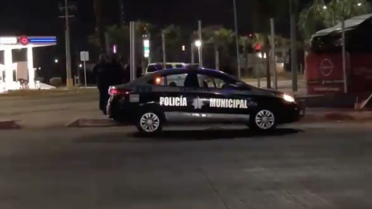 Accidente vehicular durante la madrugada en Ciudad Obregón moviliza a las autoridades