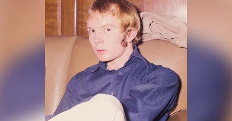 Colin Smiley Petersen fallece y viste de luto a Bee Gees
