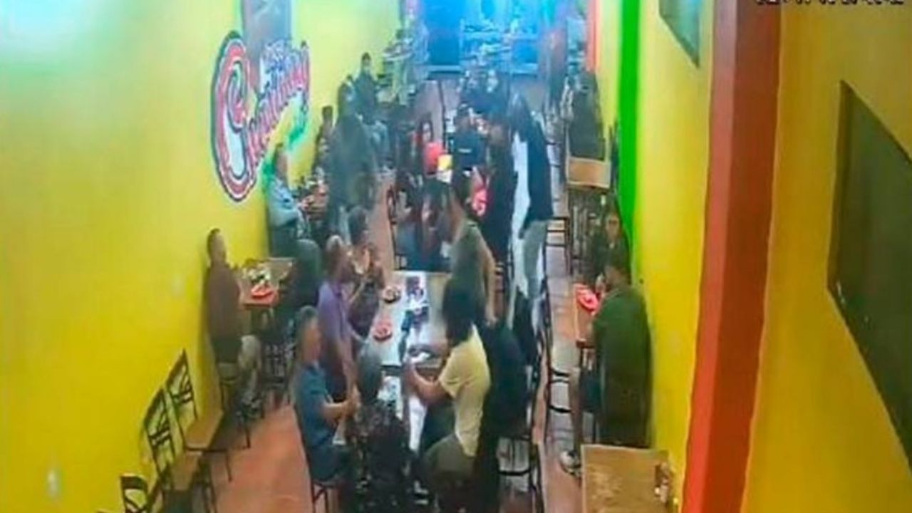 VIDEO: Hombres armados asaltan a taquería en Cuernavaca; generaron terror en la zona