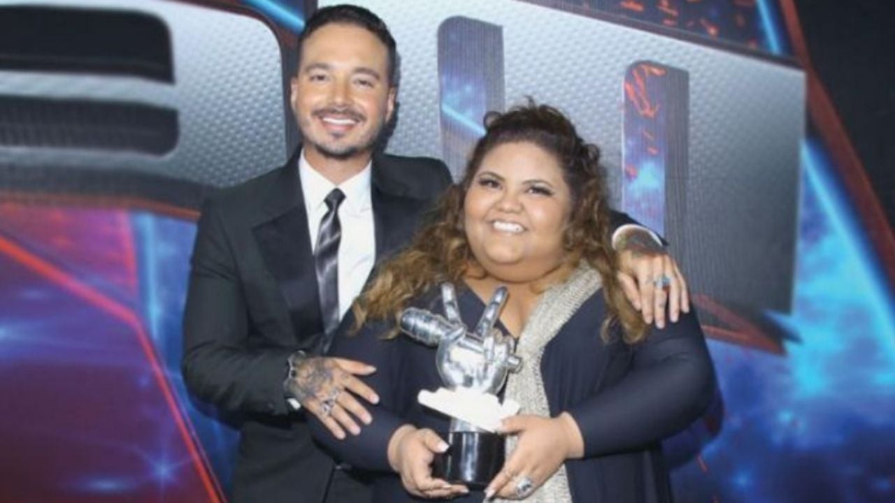 Ganadora de ‘La Voz’, devastada entre lágrimas, revela que su novio es gay y tiene pareja