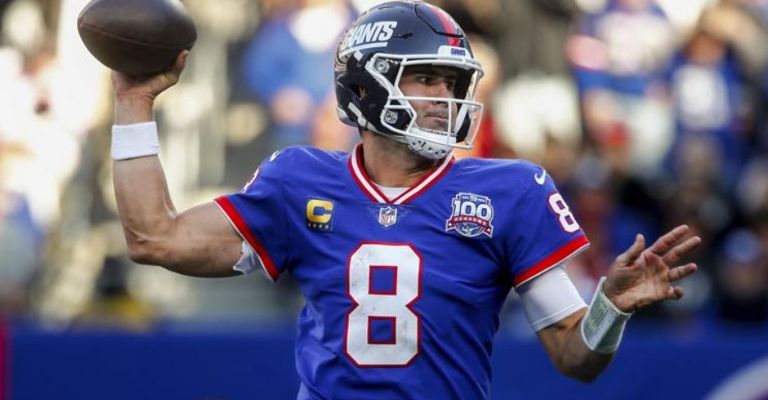 Daniel Jones recién fue cortado por los Giants