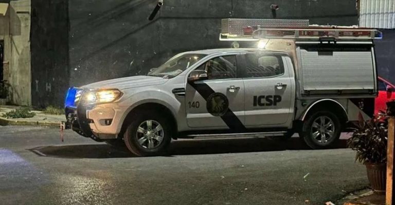 Al lugar llegó personal del Instituto de Criminalística y Servicios Periciales.