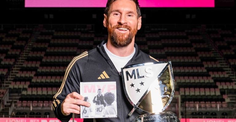 El argentino festeja con su reconocimiento