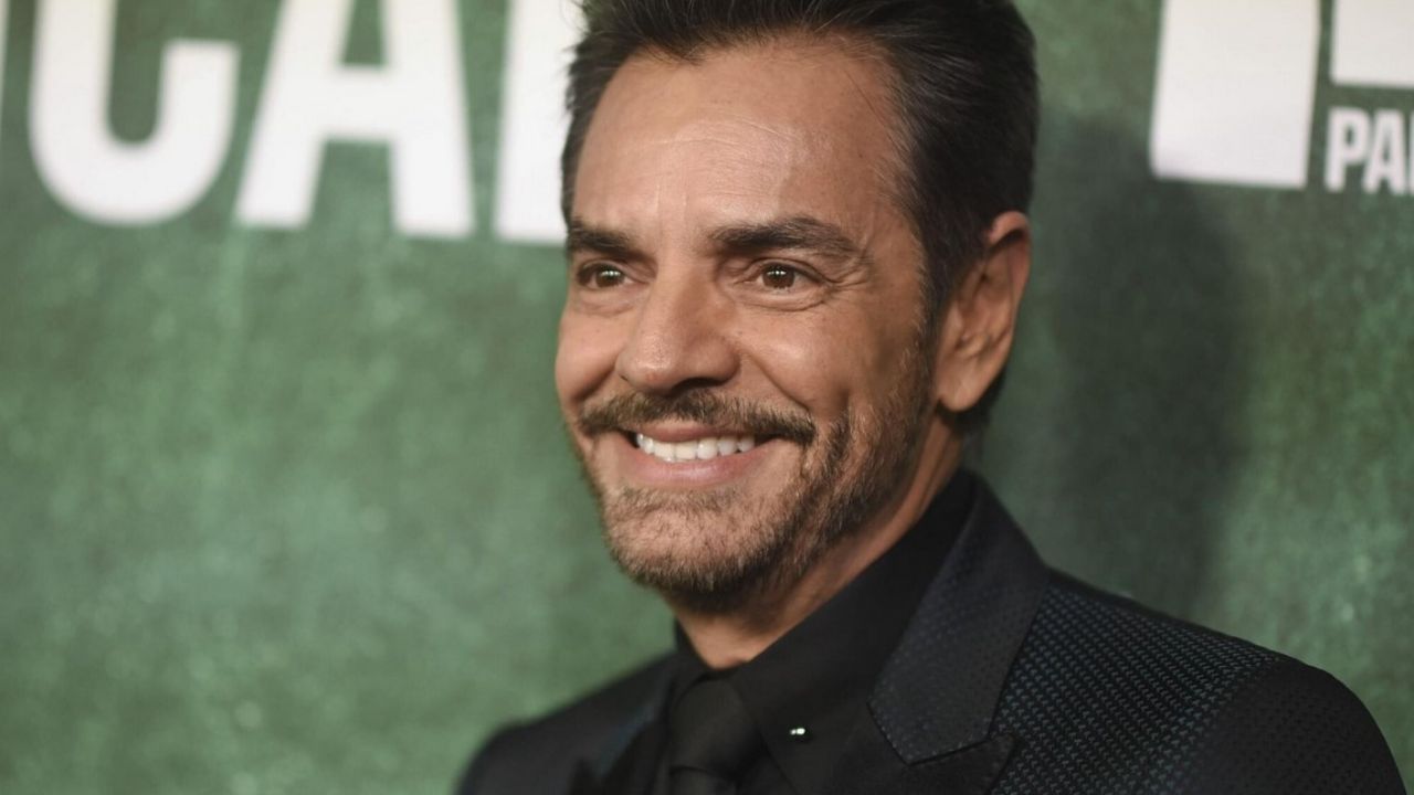 Eugenio Derbez envía deseos de Feliz Año Nuevo