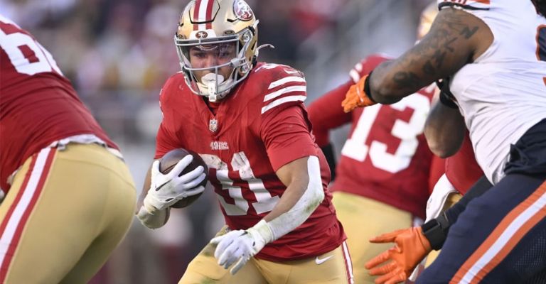 Guerendo corre una trayectoria ante los Bears