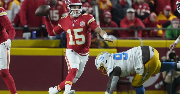 Mahomes es un maestro del suspenso