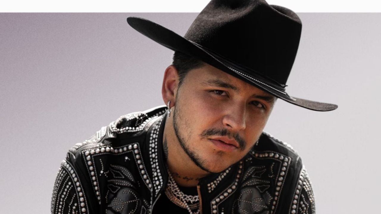 El público destroza a Nodal en el cierre de su gira