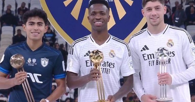 El mexicano Elías Montiel ganó el Balón de Bronce del torneo