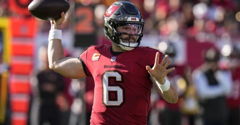 Mayfield estará de regreso en su casa