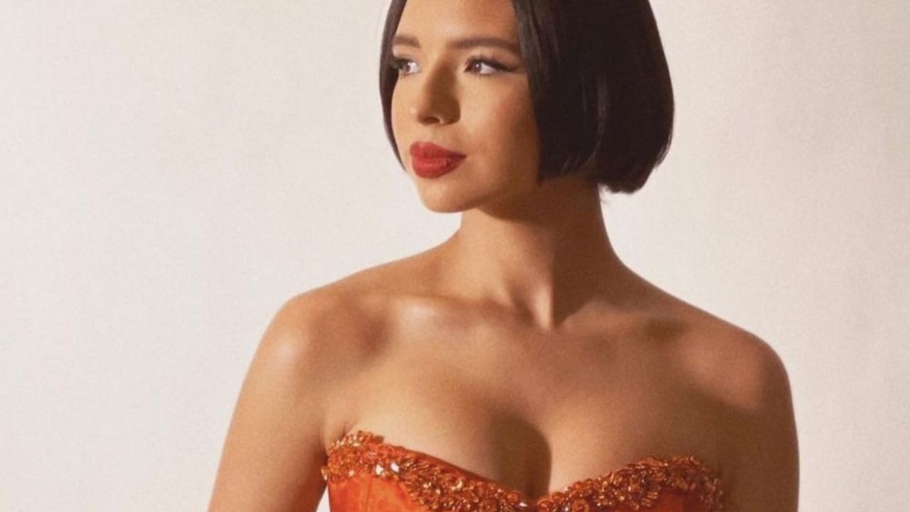 Queman piñata de Ángela Aguilar