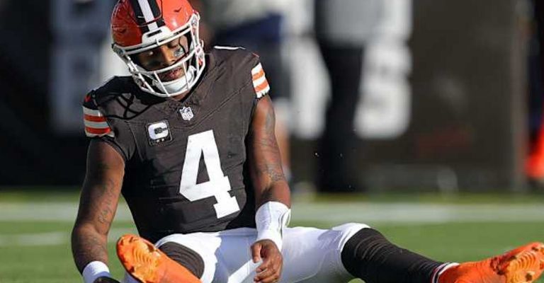 El mariscal de campo se perdería toda la próxima campaña