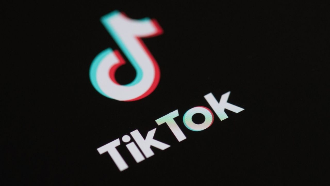 Lord Banquetas se hizo viral en TikTok