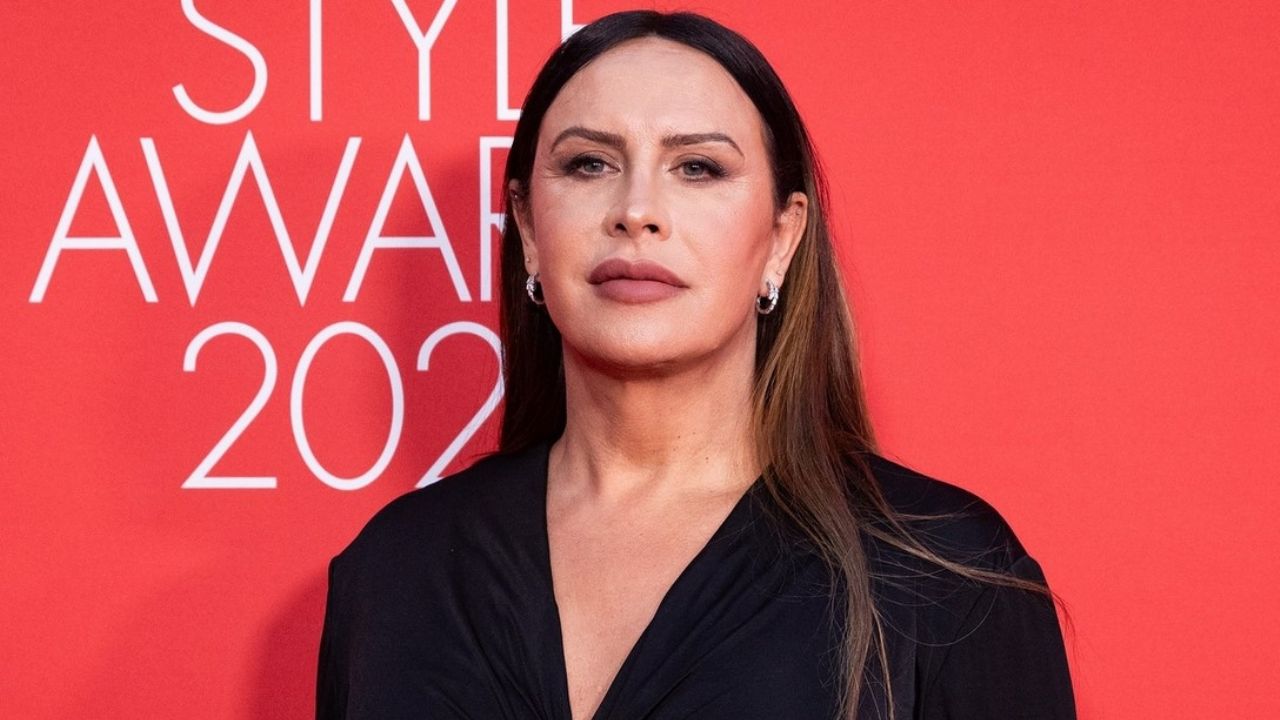 Karla Sofía Gascón sale a disculparse tras polémicos mensajes en X