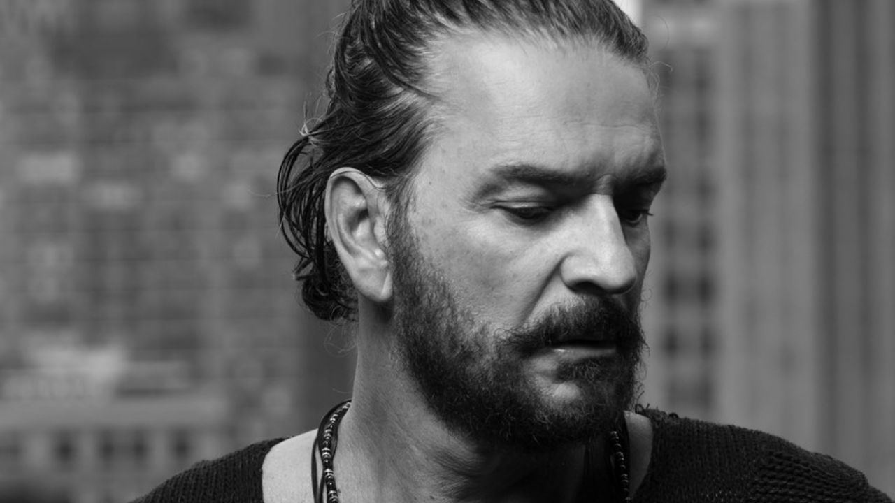 Televisa vetaría a Ricardo Arjona por polémica filtración de ‘¿Quién es la Máscara?’