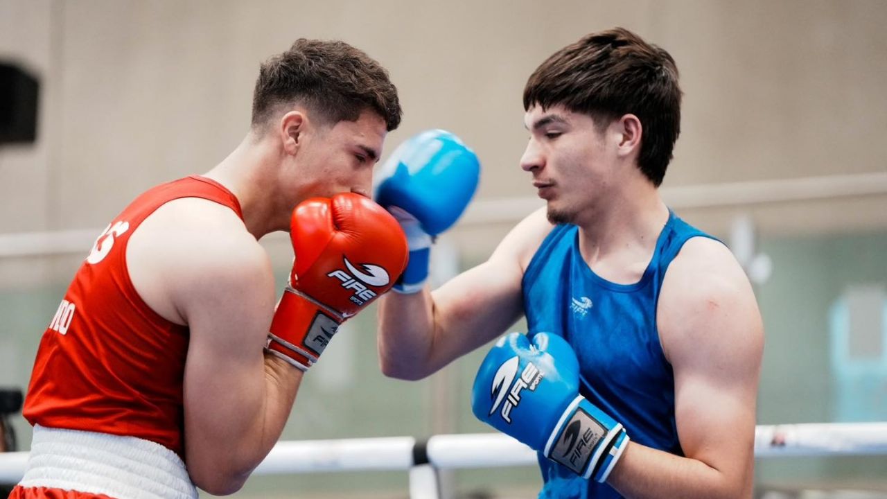 Sonorense se cuelga la medalla de plata en el Campeonato Nacional Elite de Boxeo