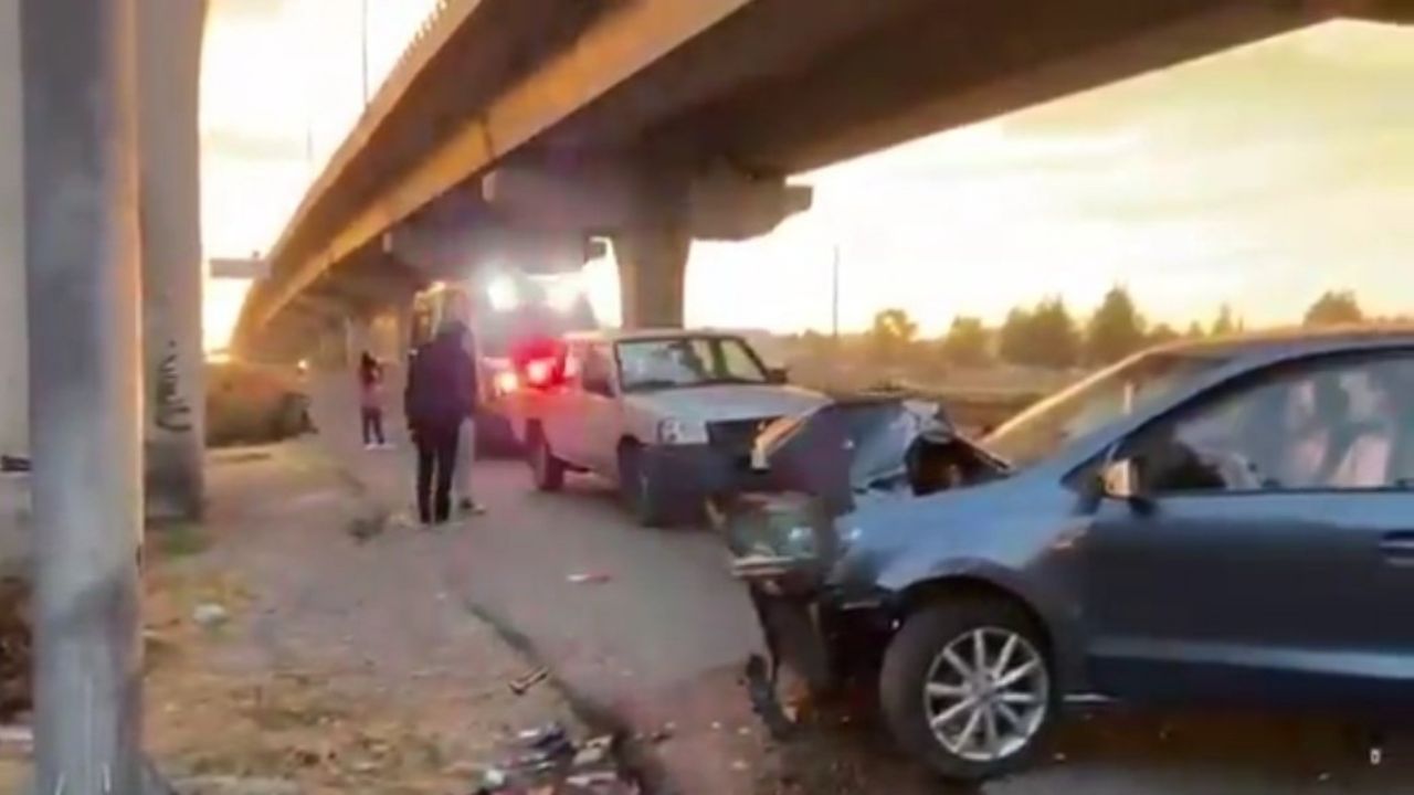 Fuerte accidente genera caos en la Autopista México-Puebla; una mujer lesionada