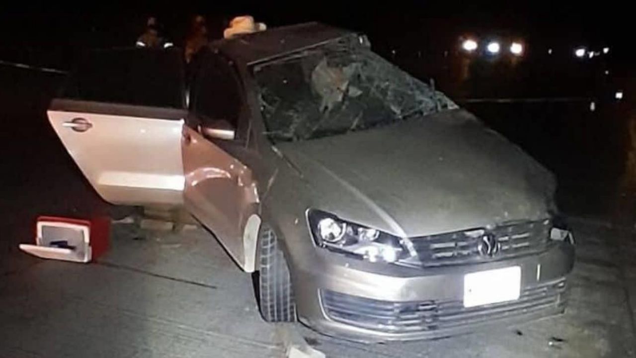 Fatídico accidente en la Guaymas-Hermosillo deja dos muertos y una persona herida