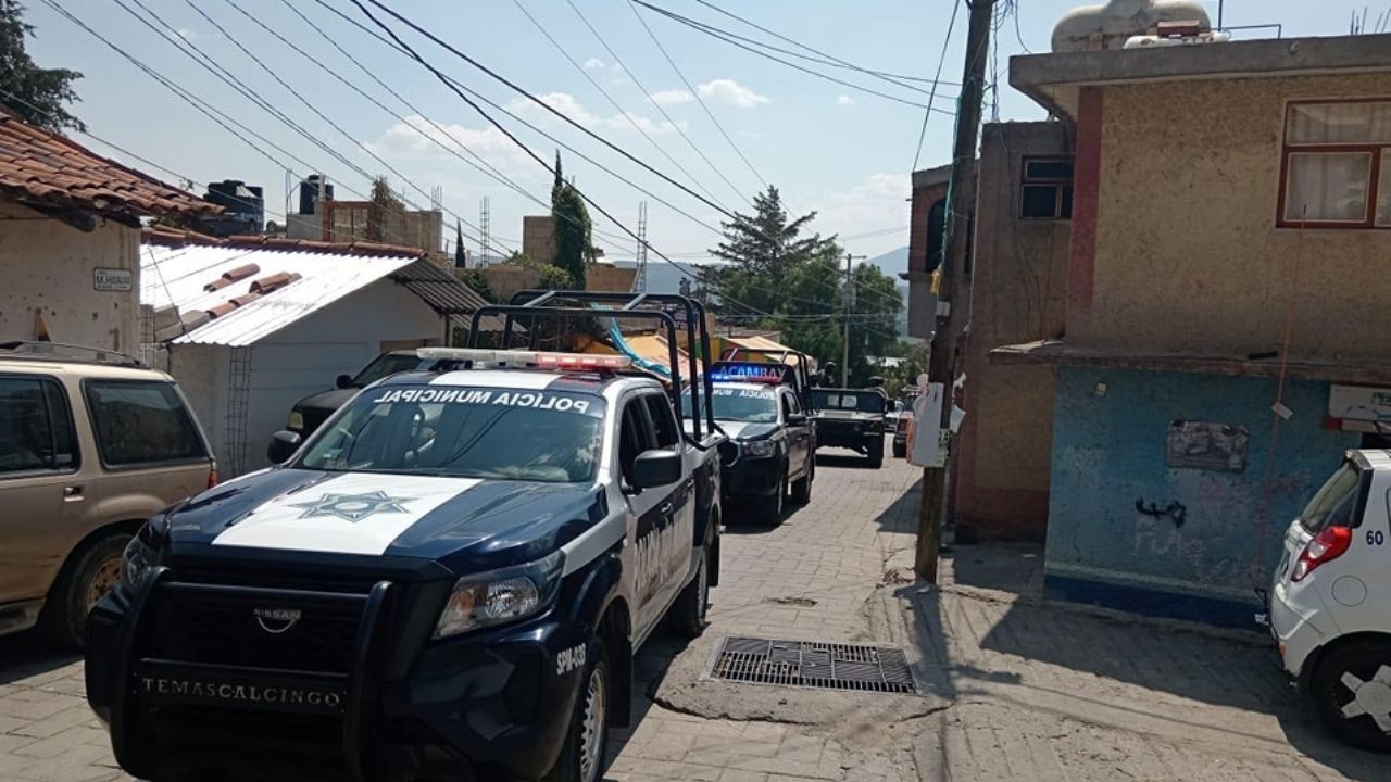 Enfrentamiento armado en Temascalcingo deja un policía herido y un agresor abatido; 5 detenidos