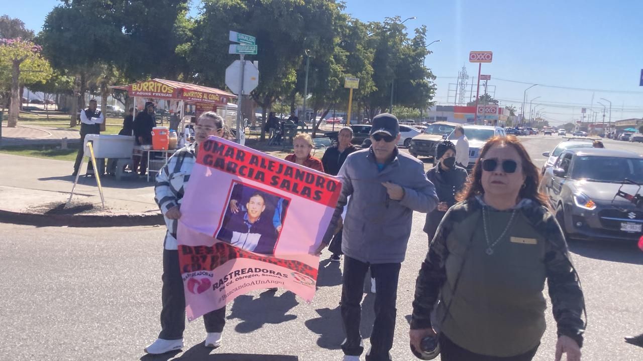 “Tengo tres semanas muerta en vida”: Madre de Omar Alejandro, desaparecido en Cajeme