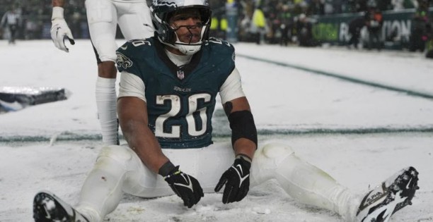 Barkley corre para dos TD’s