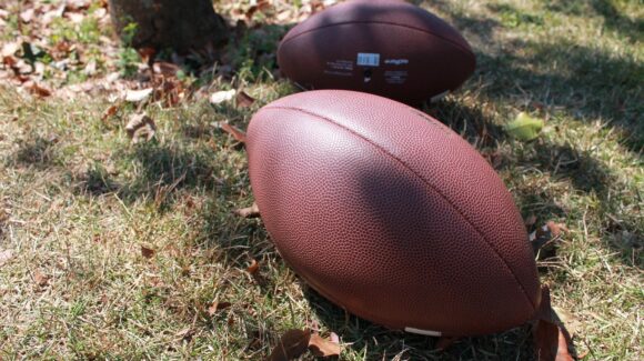 Los Jets se reúnen con Mike Vrabel para el puesto de entrenador en jefe