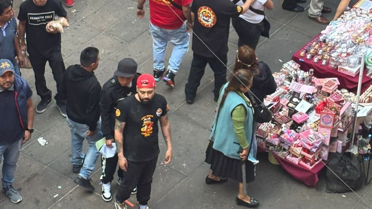 VIDEO: Así fue la pelea campal entre comerciantes del Barrio Chino en CDMX